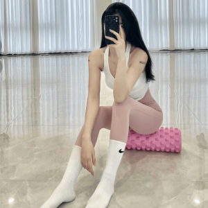 ������˻�����������ô�����ģ��𰸾���������ɫ�٤���У�